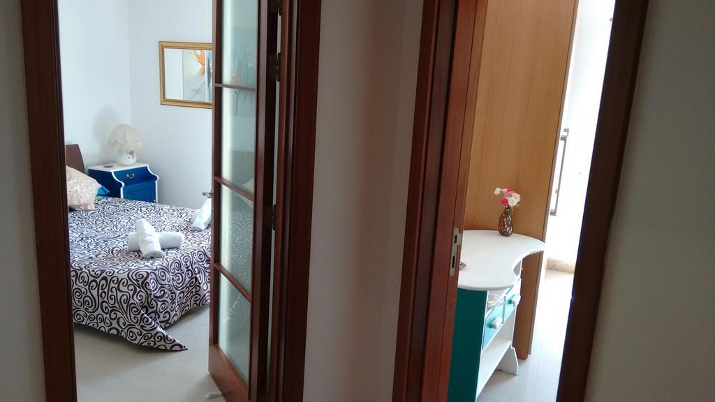 Swieqi Apartment سانت جوليان الغرفة الصورة